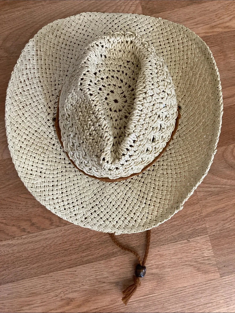 NWOT cowgirl/cowboy  Wolven straw, beige color, summer hat.